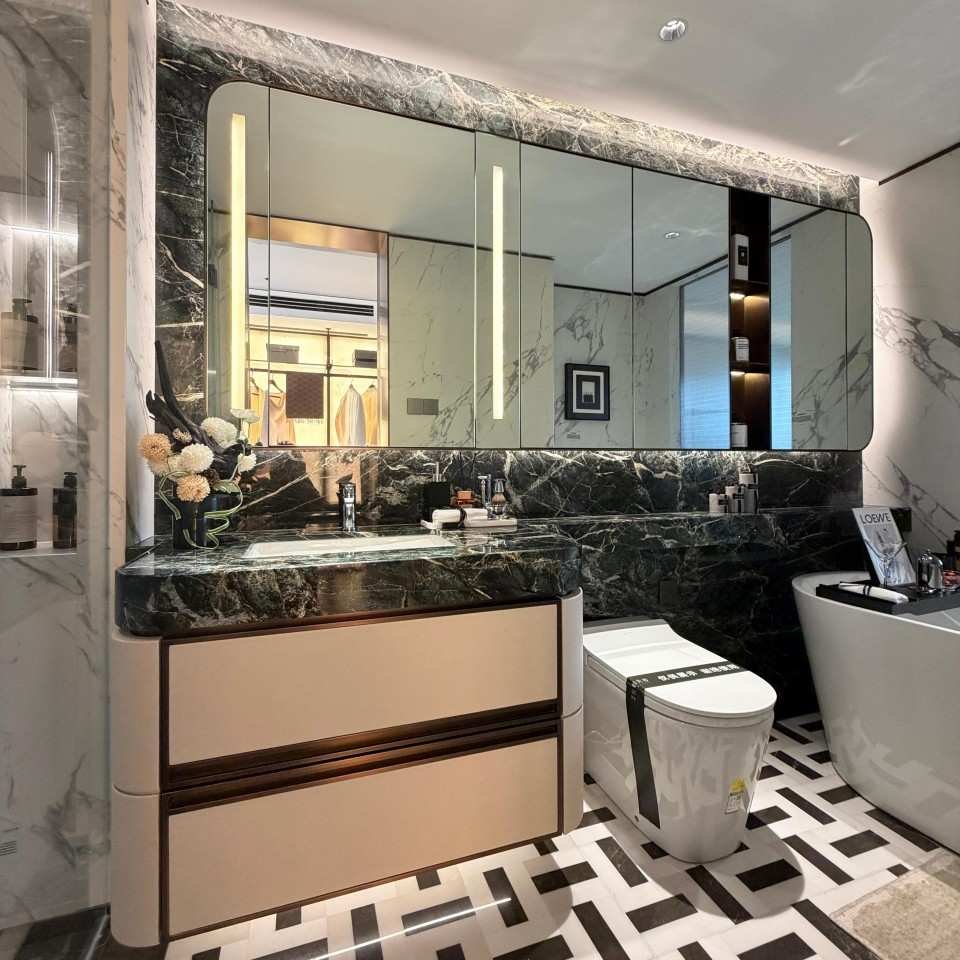 Lijia 01 showroom bathroom vanity with mirror cabinet