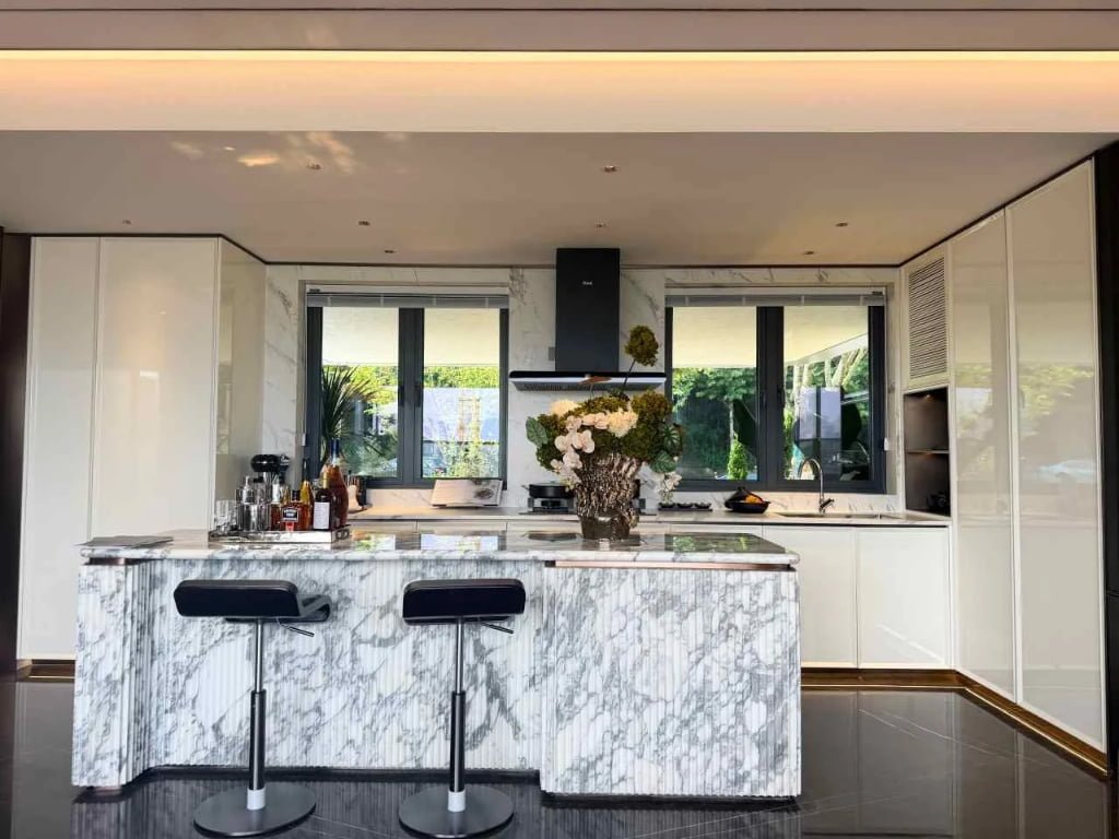 LiJia01 Showroom Apartment