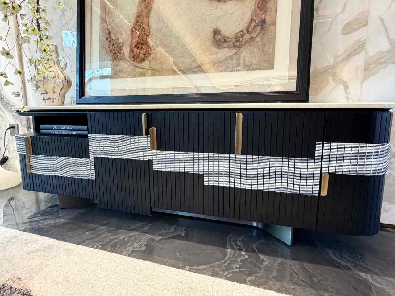 Lijia 02 showroom TV cabinet with decorative panel detail